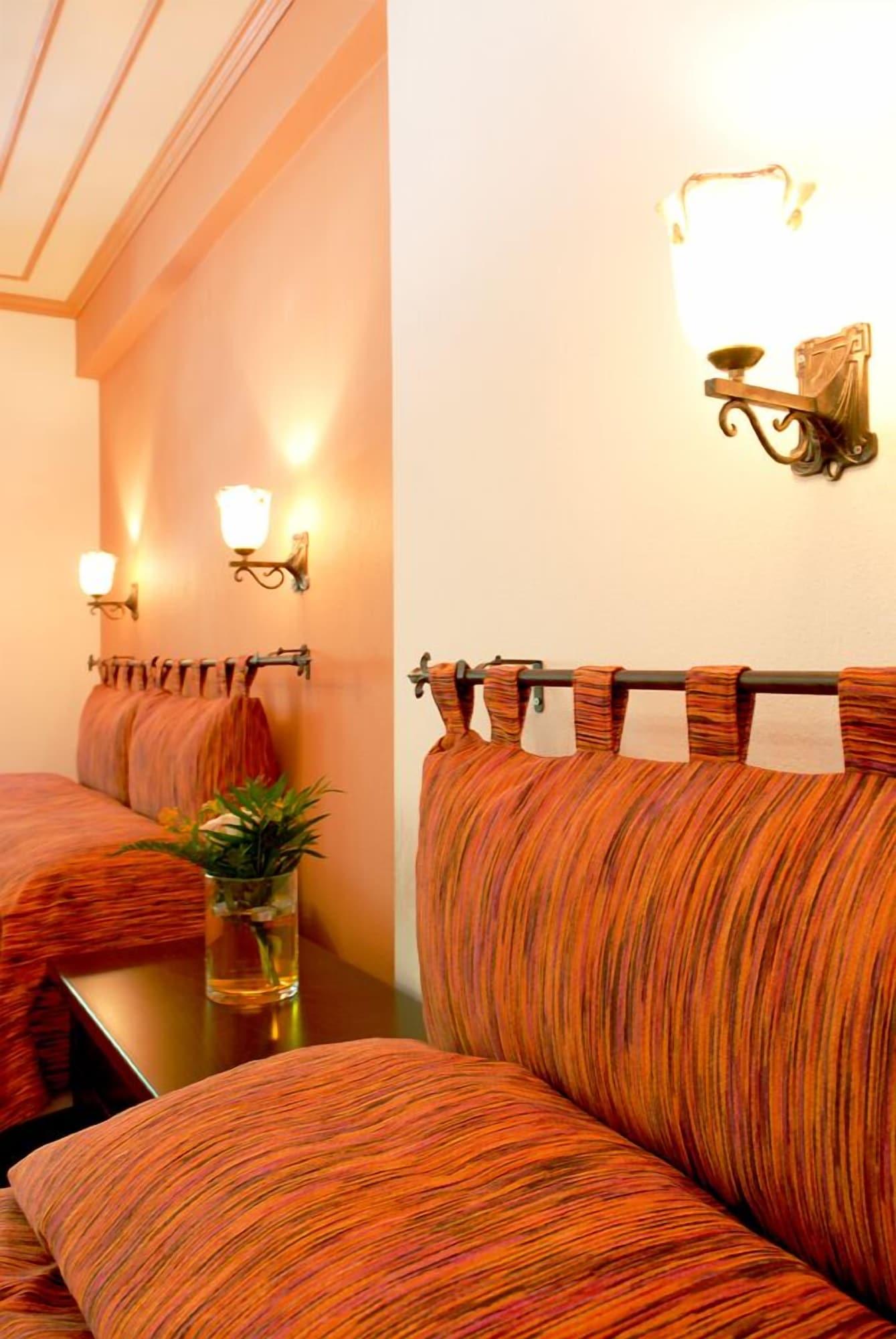 Giagia Evgenia Hotel Vitsa Bagian luar foto